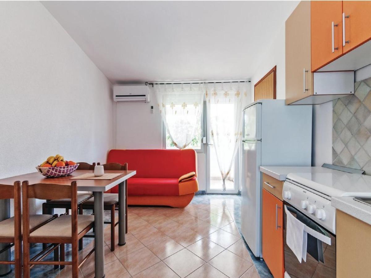 Apartments Hak Vir Extérieur photo